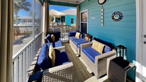 Salty Lil Beach House Overlooking Pool With a huge Deck